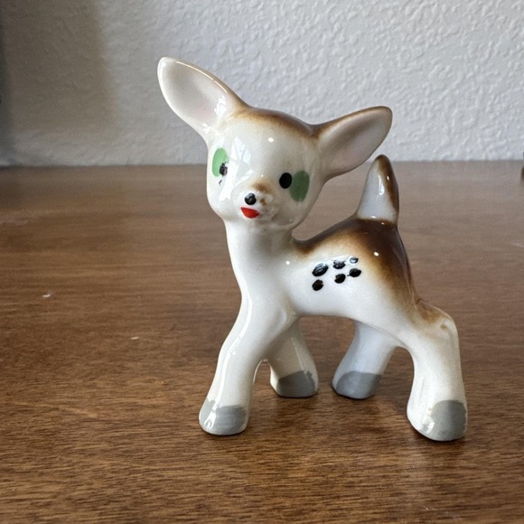 The Unbranded Brand Other - Vintage Glazed Porcelain Fawn Figure Trinket Made In Japan
